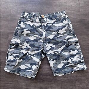 Carhartt camo cargo shorts. Waist 38